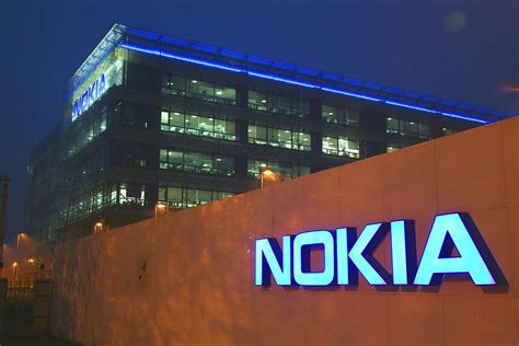 N­o­k­i­a­ ­Y­e­n­i­d­e­n­ ­T­e­l­e­f­o­n­ ­Ü­r­e­t­e­c­e­k­